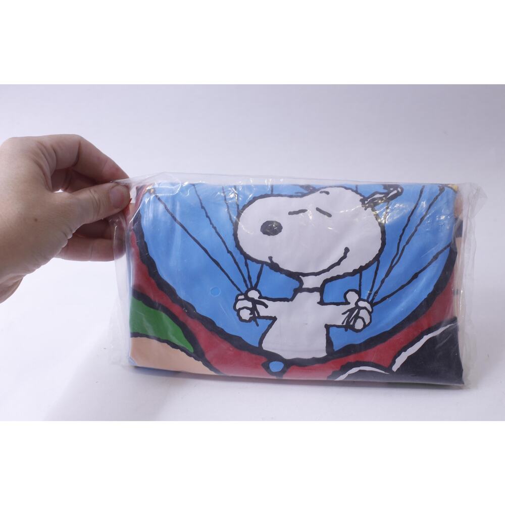 Peanuts Celebration, Snoopy Inflatable Chair, 2001, Paramount Pictures, Children